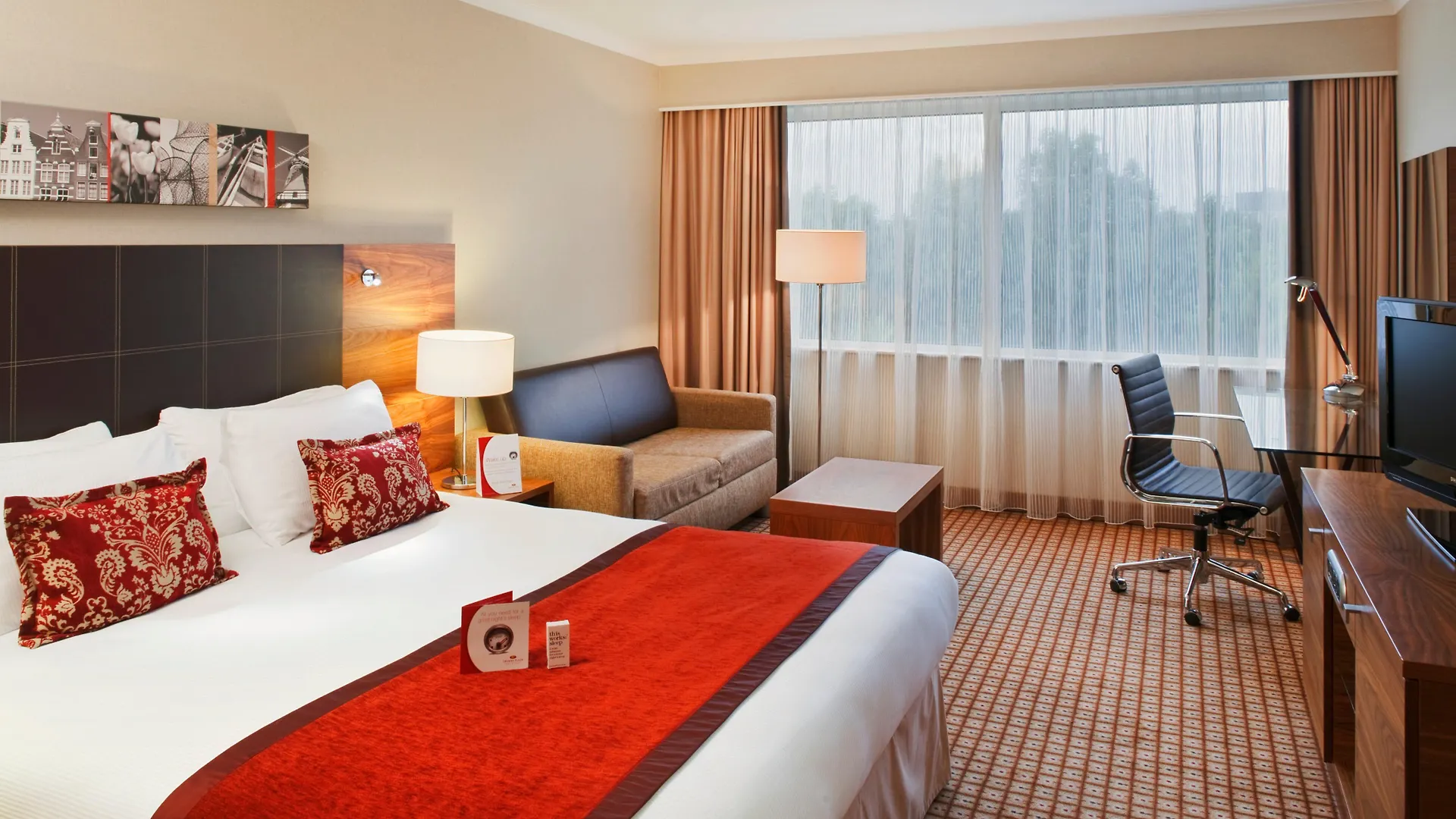 Crowne Plaza Amsterdam Airport Hotel Hoofddorp 4*,  Netherlands